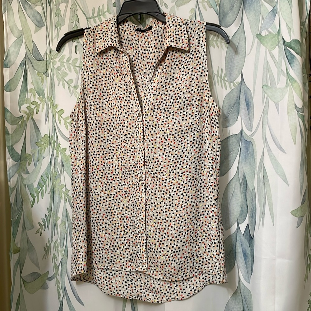 Sleeveless Blouse